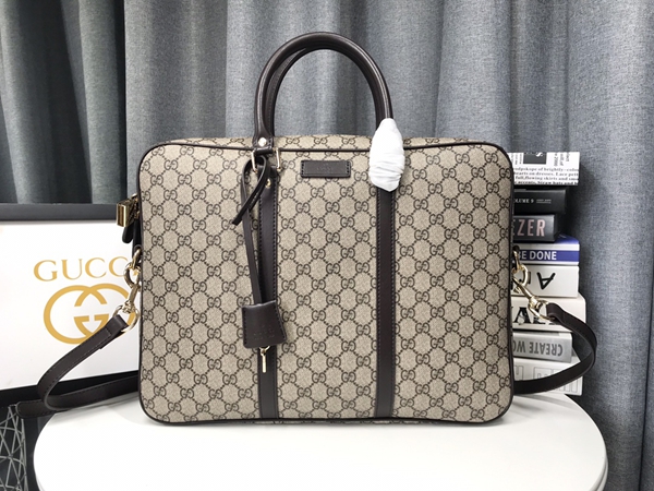 激安グッチバッグコピー正面デザイン